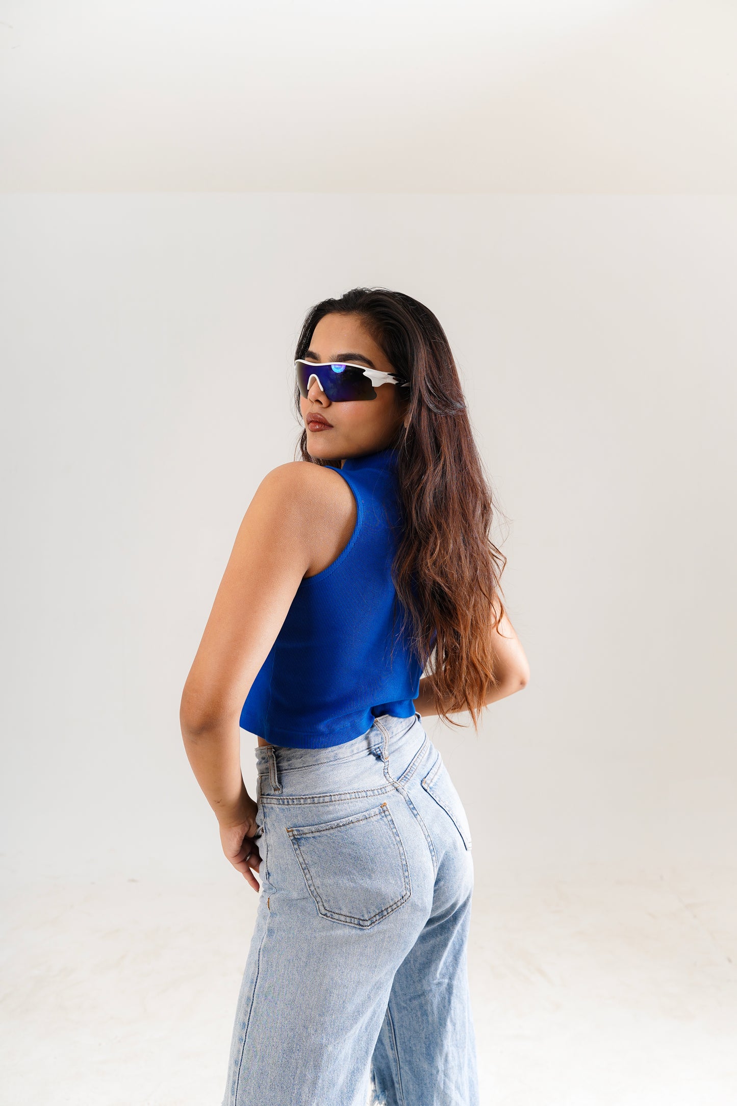 Basic Blue Crop Top – Calm & Casual