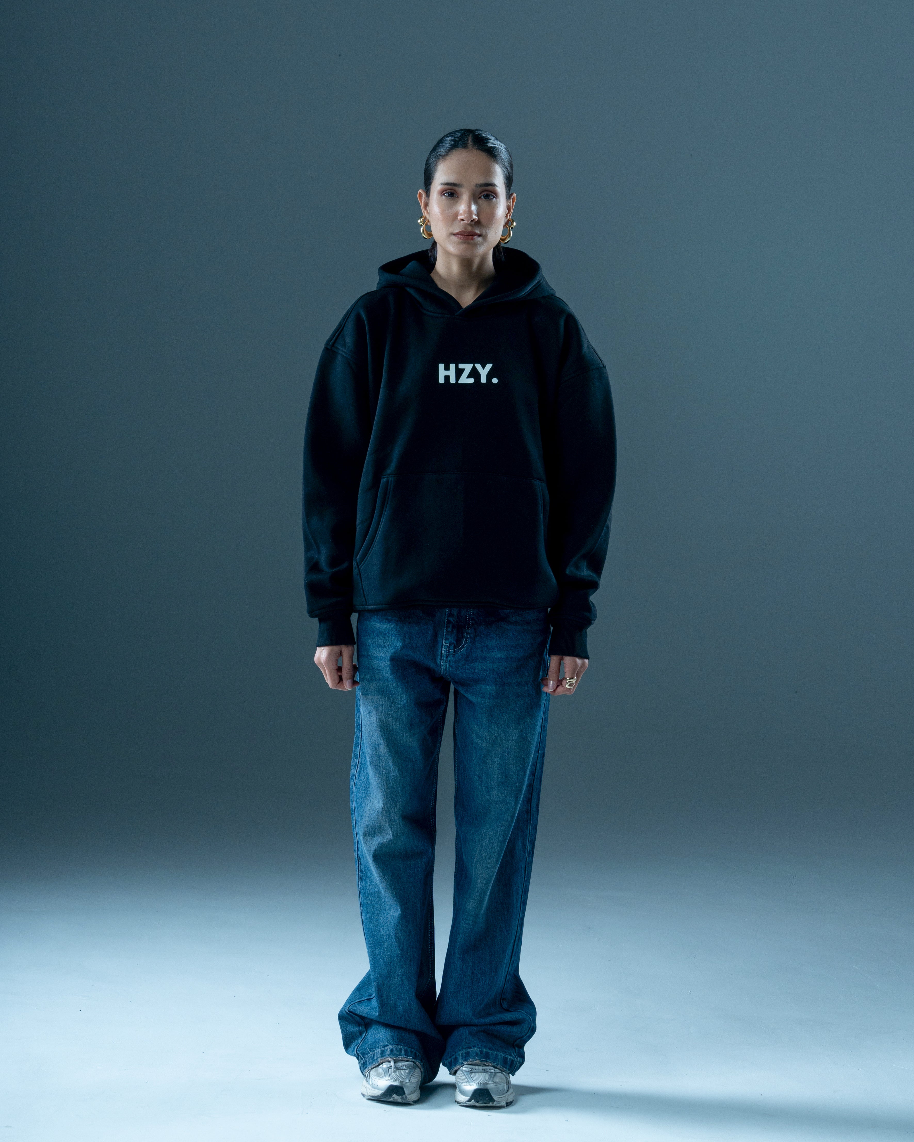 Basic Black Hoodie-thumbmail-4