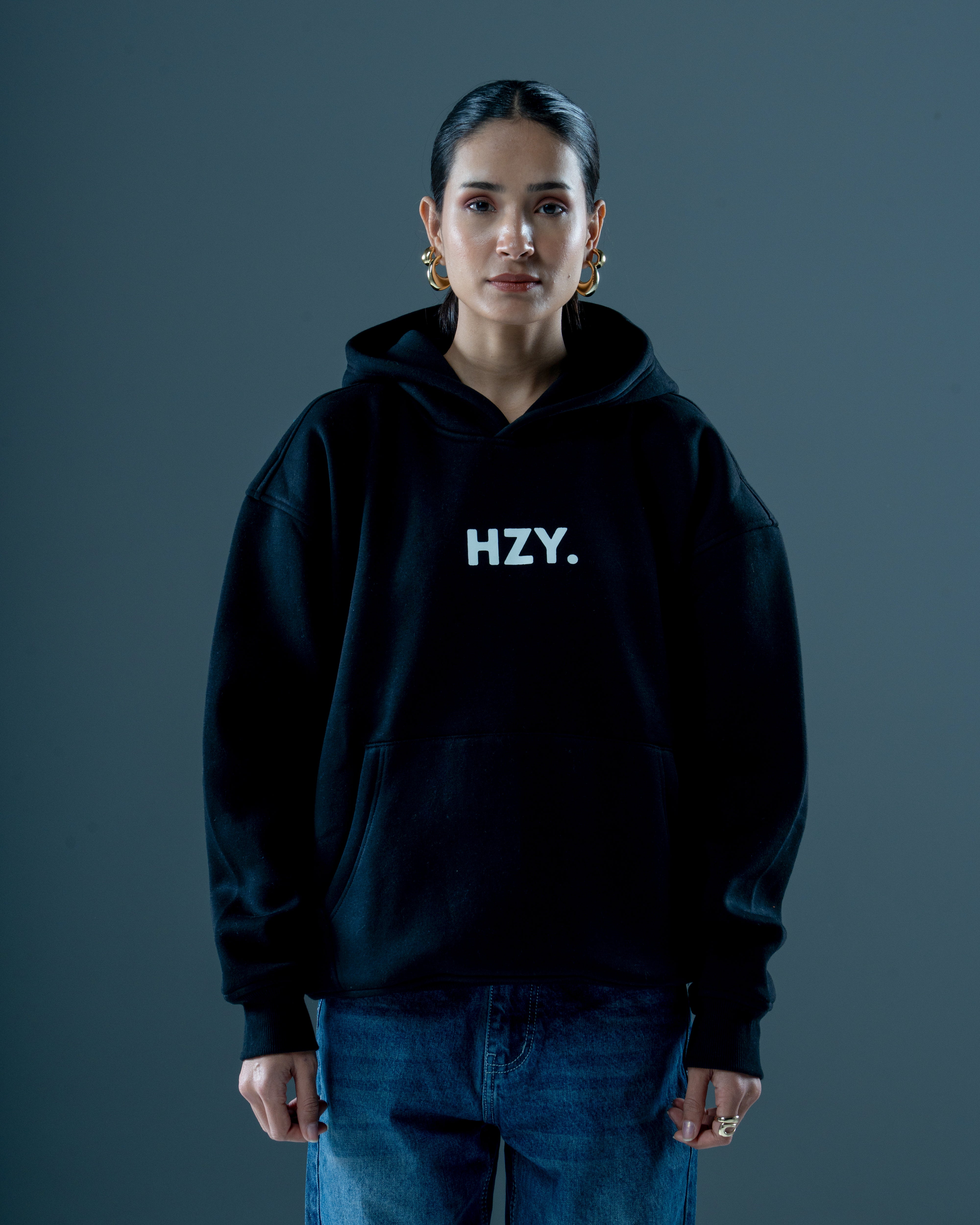 Basic Black Hoodie-thumbmail-5