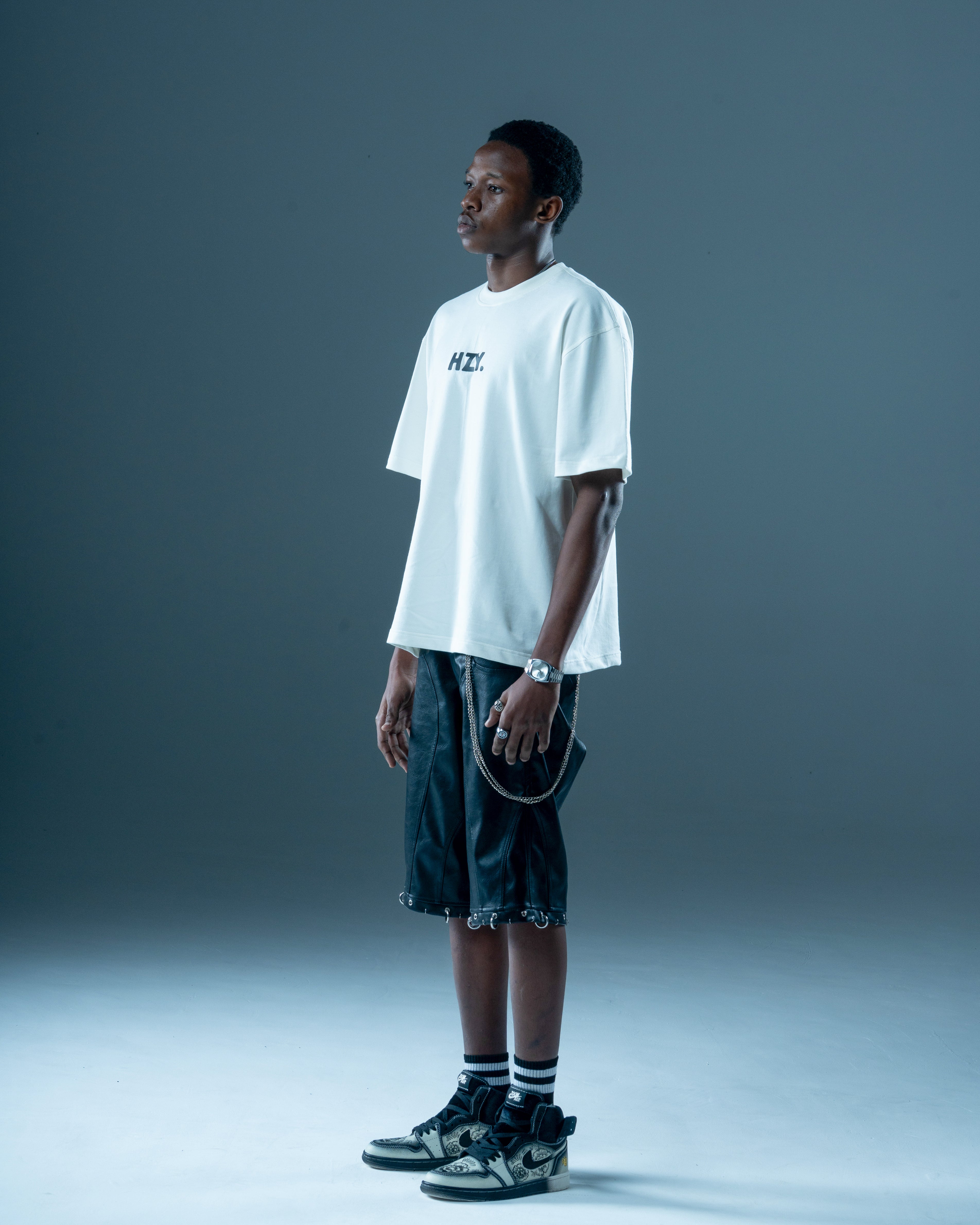 Basic white Tee-thumbmail-2