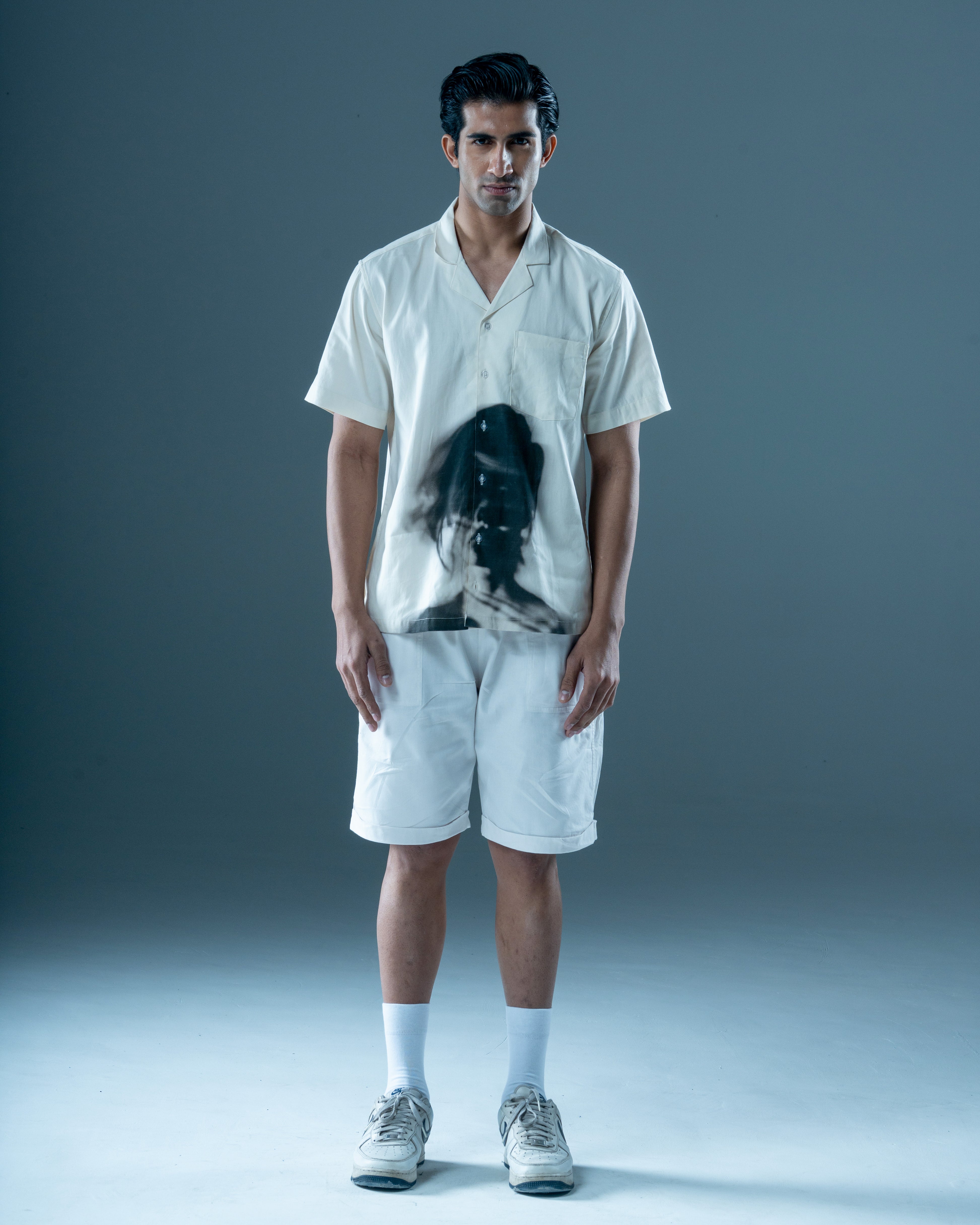 OFF-WHITE GRAPHIC SHIRT