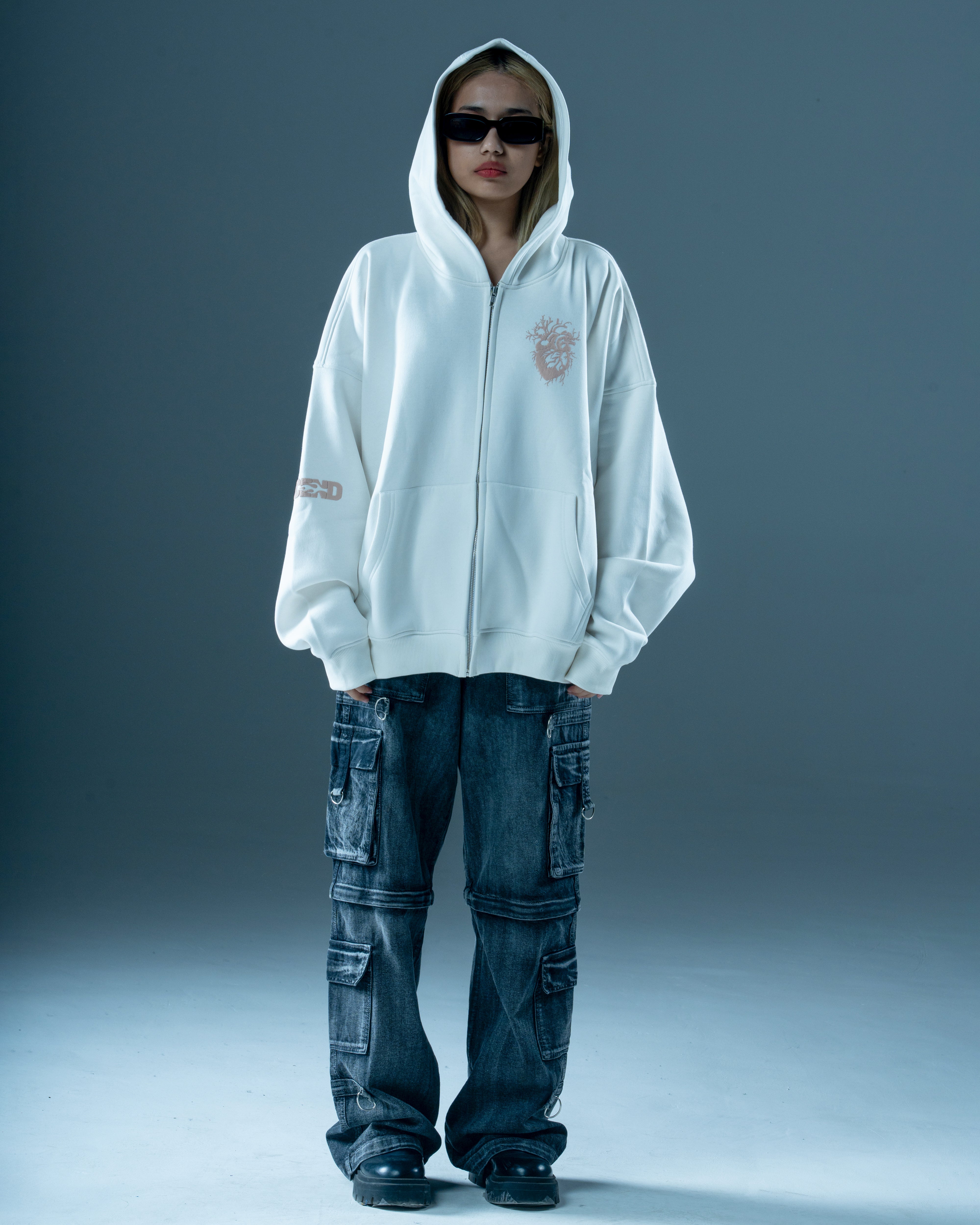 SB WHITE OVERSIZED ZIP-UP HOODIE-thumbmail-4