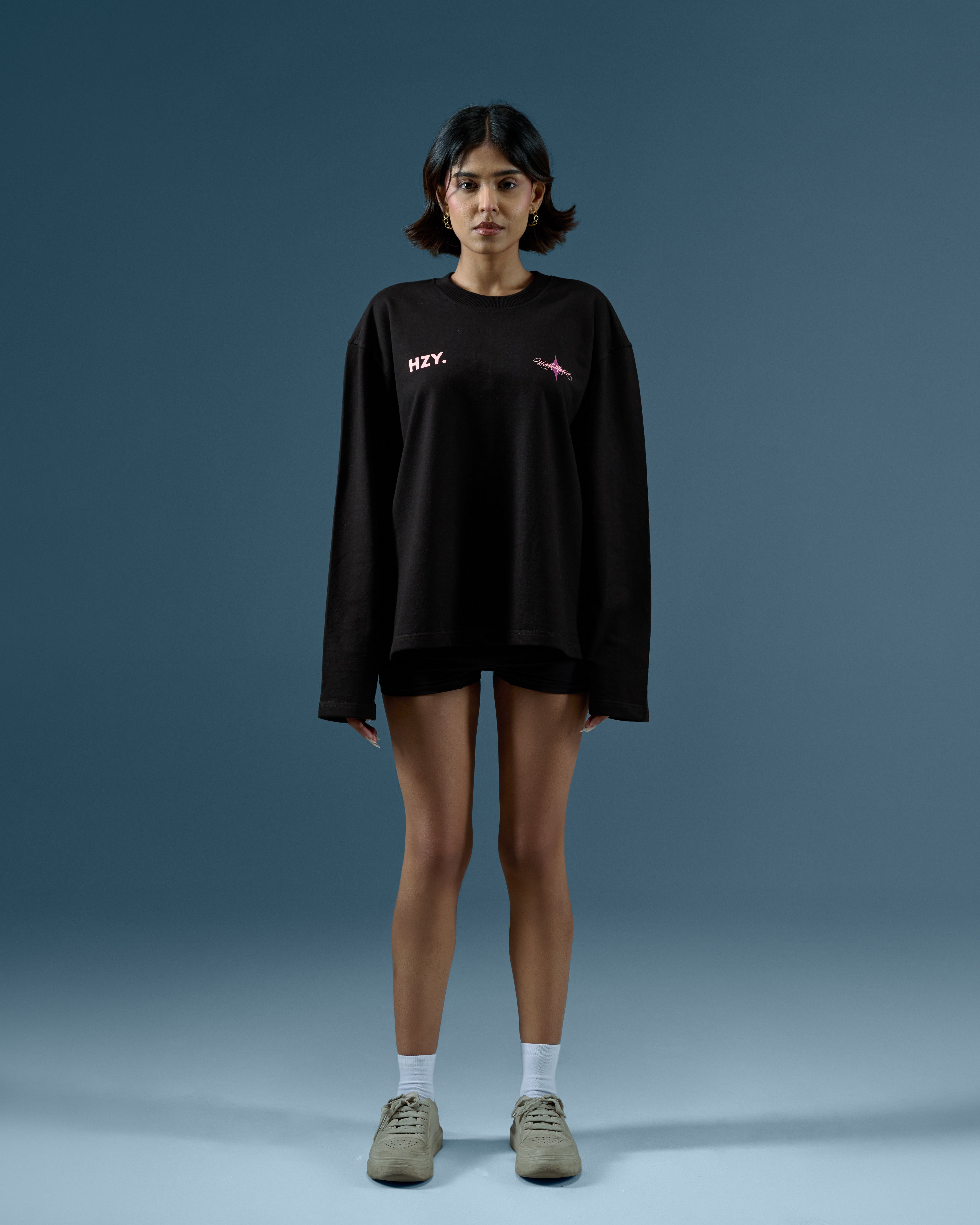 NO CRITICS BLACK FULL SLEEVE CROPPED TEE-thumbmail-5