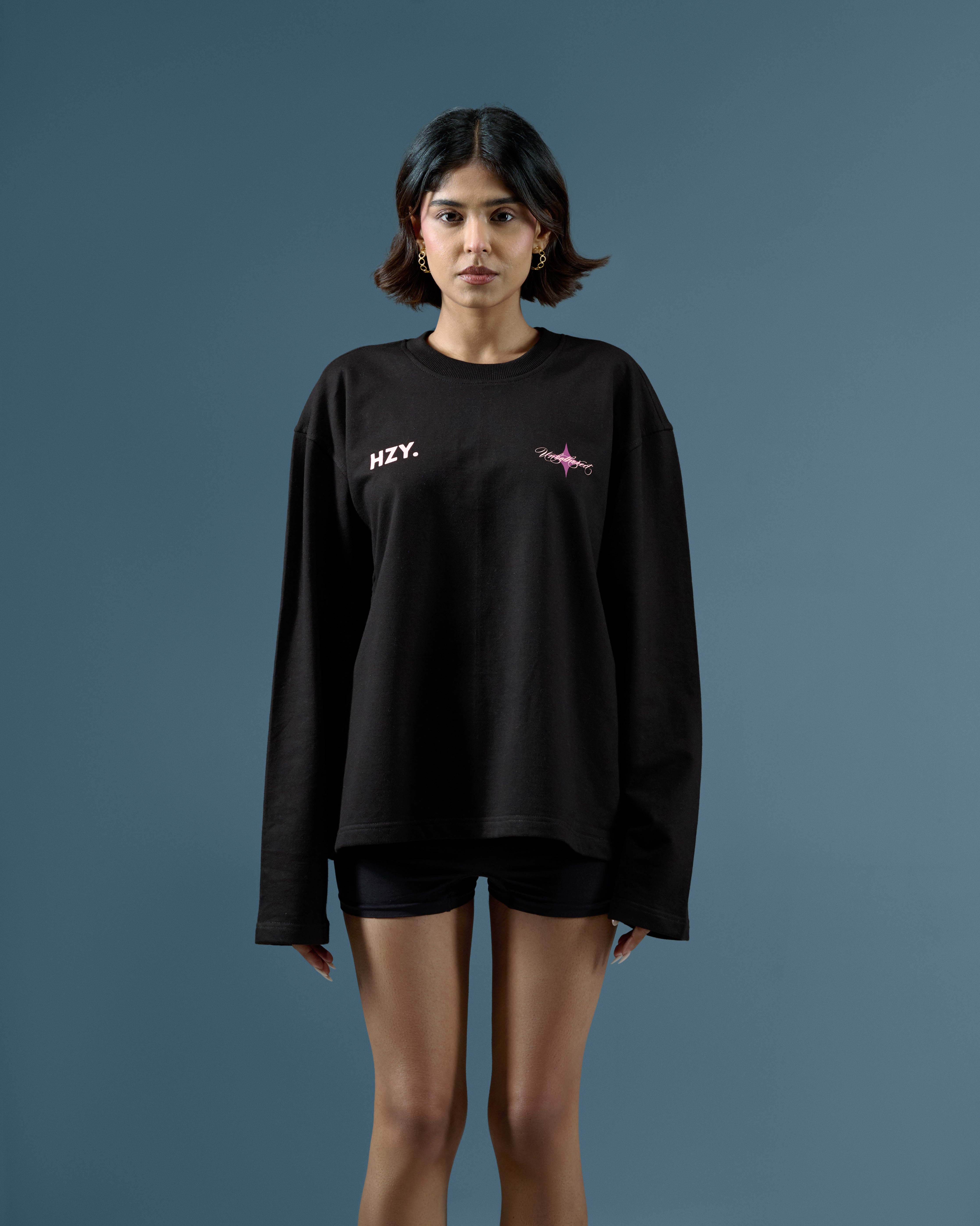 NO CRITICS BLACK FULL SLEEVE CROPPED TEE-thumbmail-6