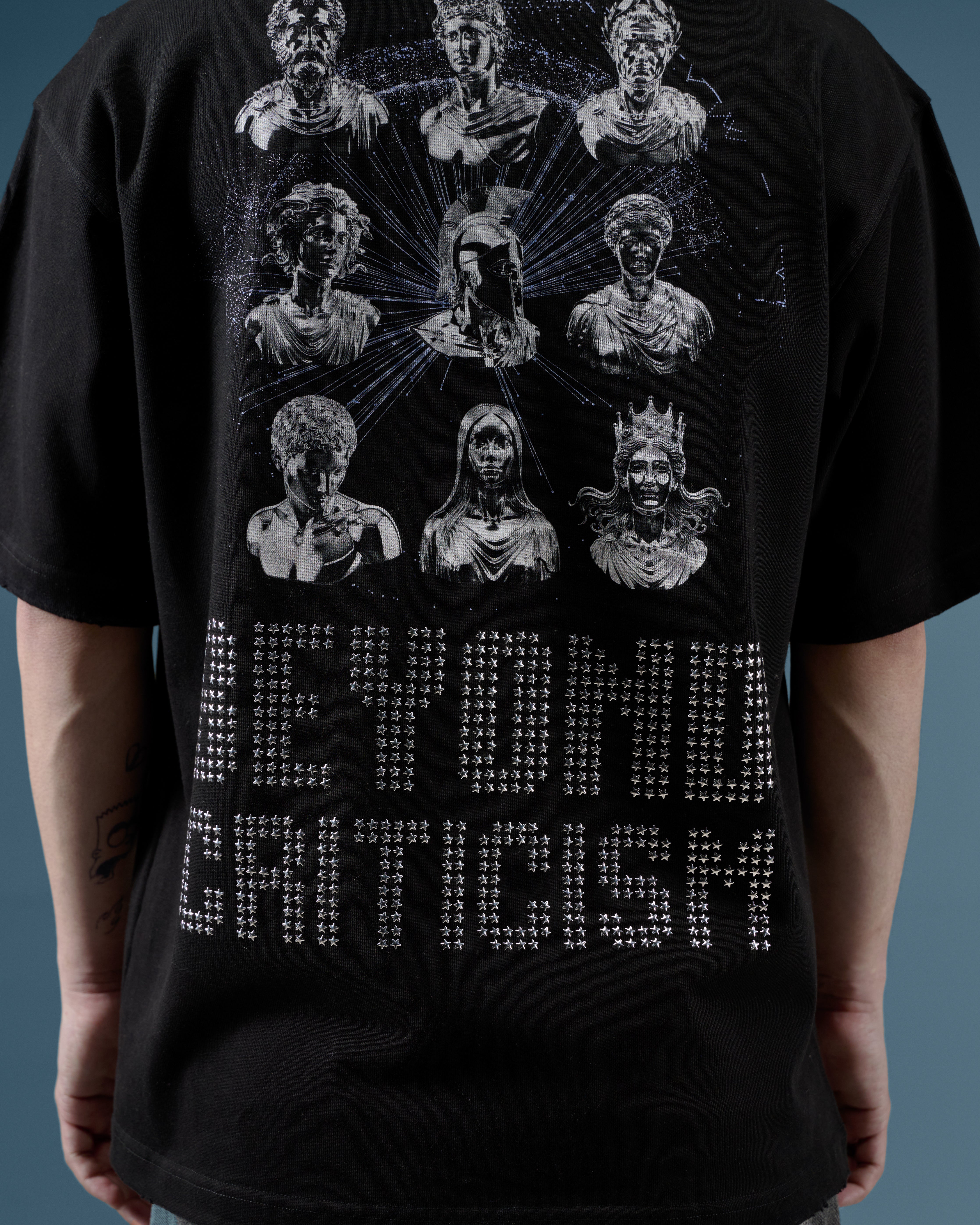 BEYOND CRITICISM TEE-thumbmail-5